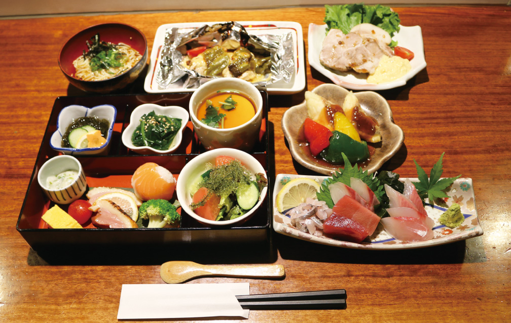 5,000円(税込)コース 個別料理10品【2名様より】飲み放題2時間30分込み